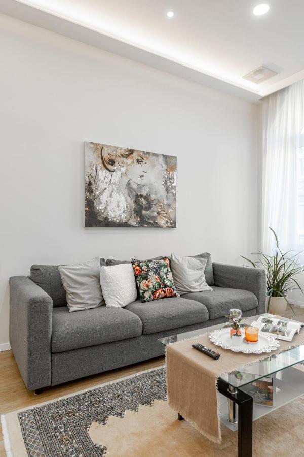 Exclusive Csengery Residence In The Heart Of Budapest Ngoại thất bức ảnh